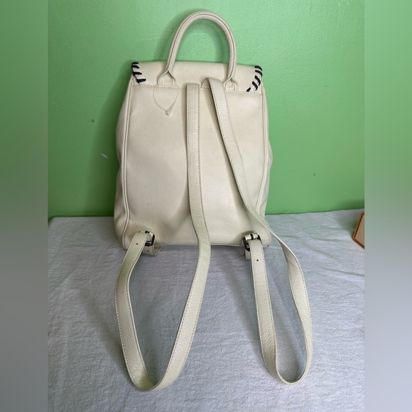 𝒀𝑺𝑳 𝑾𝒉𝒊𝒕𝒆𝒊𝒔𝒉 𝑩𝒂𝒄𝒌𝒑𝒂𝒄𝒌 - Picture 4 of 9